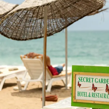 Secret Garden & Kemping 4*