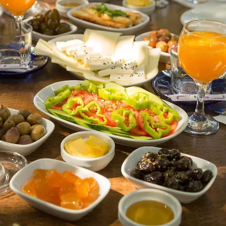 Secret Garden & אתר קמפינג
