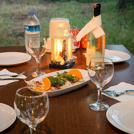 Secret Garden & Camping 4*