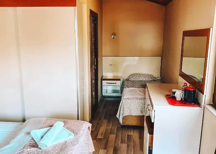 Secret Garden & キャンプ場 Çıralı