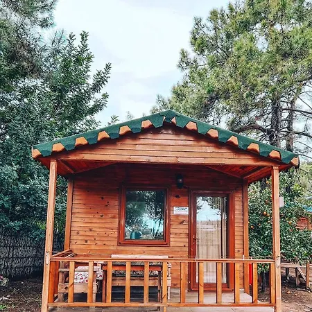 Secret Garden Hotel&bungalows Campingplatz Çıralı