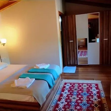 Secret Garden & Campsite 4*