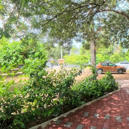 Kamp alanı Secret Garden & 4*