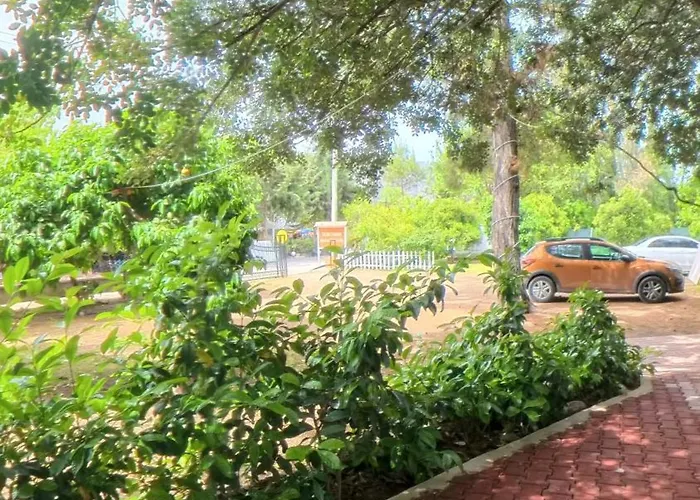 Kamp alanı Secret Garden & 4*